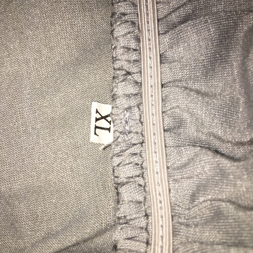 XL Gray Ruffle tie Cardigan. Excellent Condition. - Picture 7 of 8